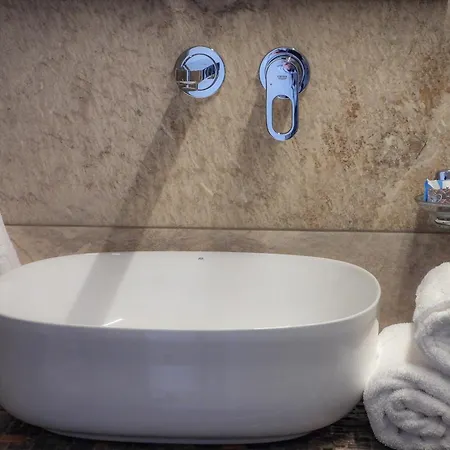 Spiti Marias By Thanos Village